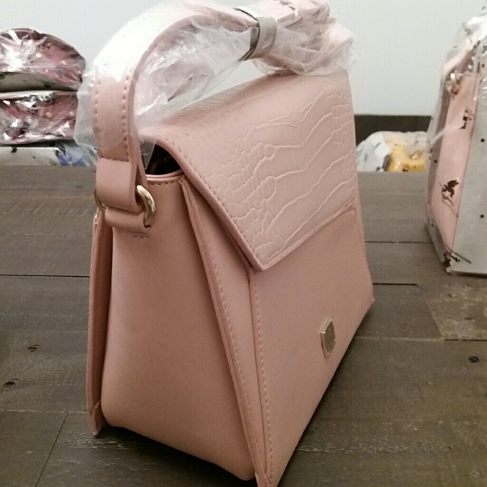 RB Vegan/Faux Saint Laurent Messenger Bag-Pink - Picture 5 of 8